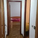 Lejlighed Plaza Del Oeste 4 Dormitorios, 2 Banos , Parking Salamanca