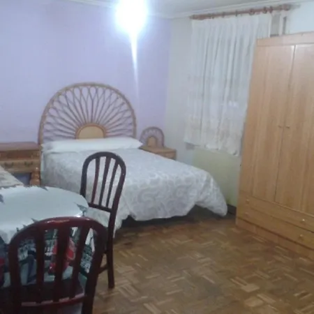 Plaza Del Oeste 4 Dormitorios, 2 Banos , Parking *