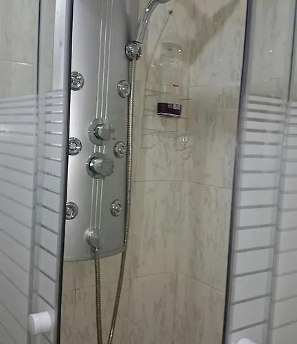 Appartement Plaza Del Oeste 4 Dormitorios, 2 Banos , Parking *