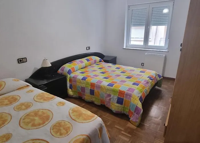 Appartement Plaza Del Oeste 4 Dormitorios, 2 Banos , Parking