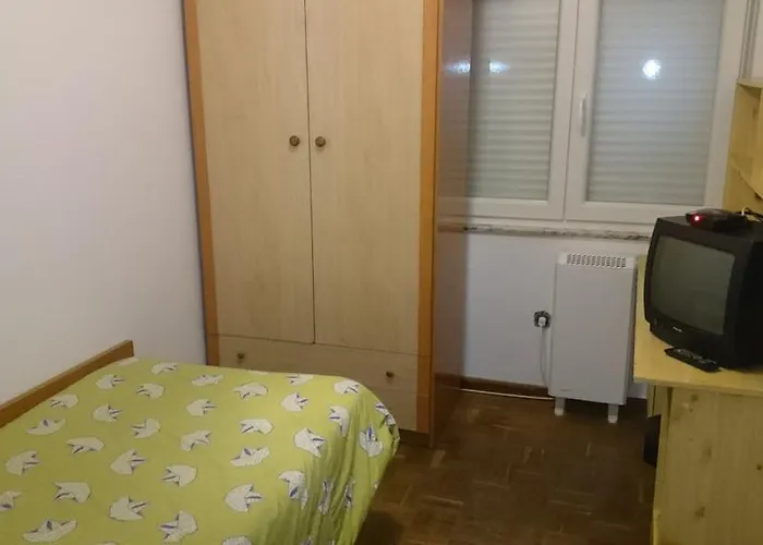 Appartement Plaza Del Oeste 4 Dormitorios, 2 Banos , Parking *